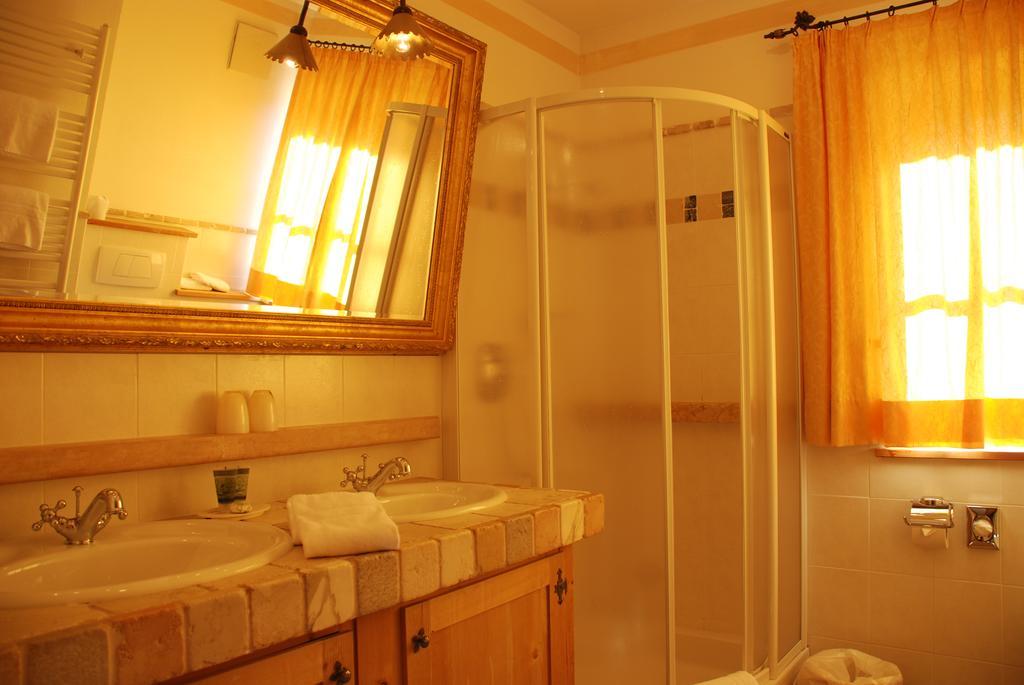 Piccolohotel Tempele Residence San Candido Ngoại thất bức ảnh